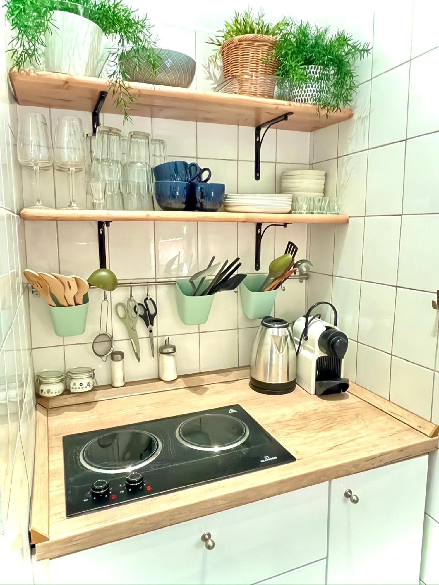 Boutique Studio Flat At City Center Apartman *